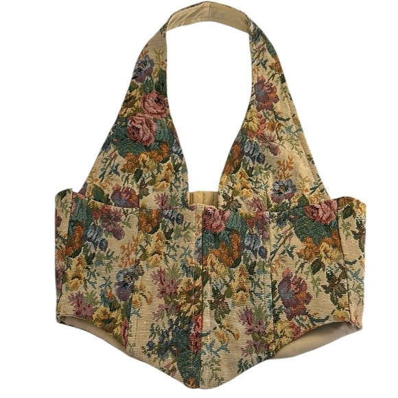 Tic Toc Tops - Tic Toc Floral Tapestry Boho Halter Crop Sleeveless 90's Y2K Top Size Small New!